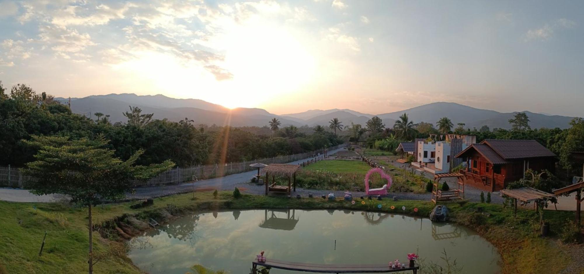 ม่วนใจ๋ปันสุข โฮมสเตย์แอนคาเฟ่ Muanjai Punsuk Homestay And Cafe تشوم تونغ المظهر الخارجي الصورة