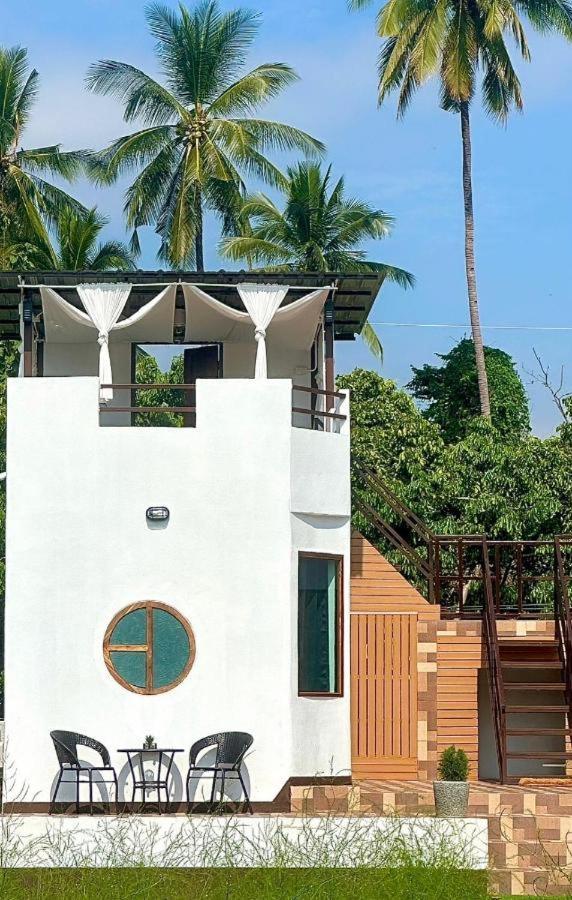 ม่วนใจ๋ปันสุข โฮมสเตย์แอนคาเฟ่ Muanjai Punsuk Homestay And Cafe تشوم تونغ المظهر الخارجي الصورة