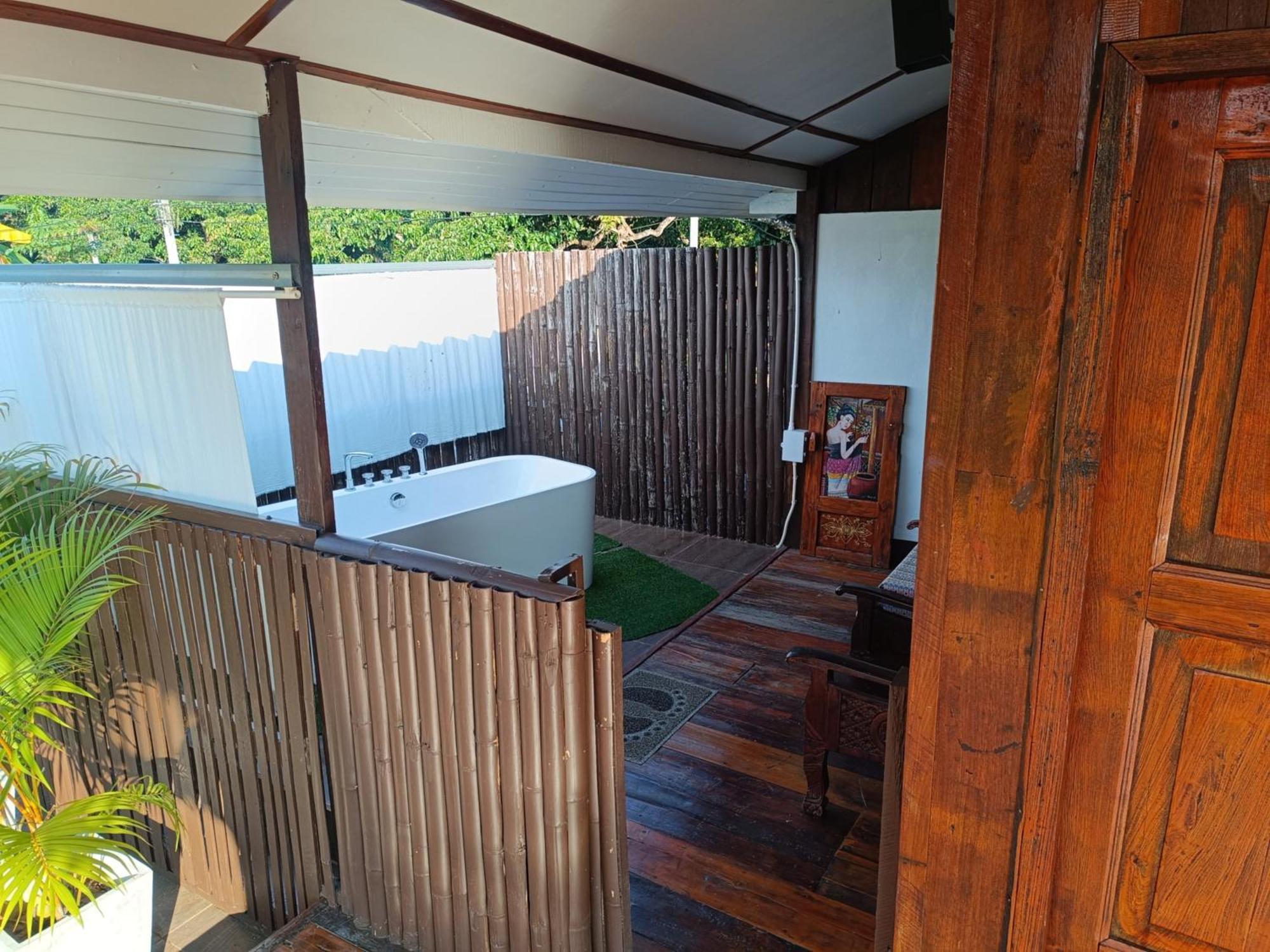 ม่วนใจ๋ปันสุข โฮมสเตย์แอนคาเฟ่ Muanjai Punsuk Homestay And Cafe تشوم تونغ المظهر الخارجي الصورة