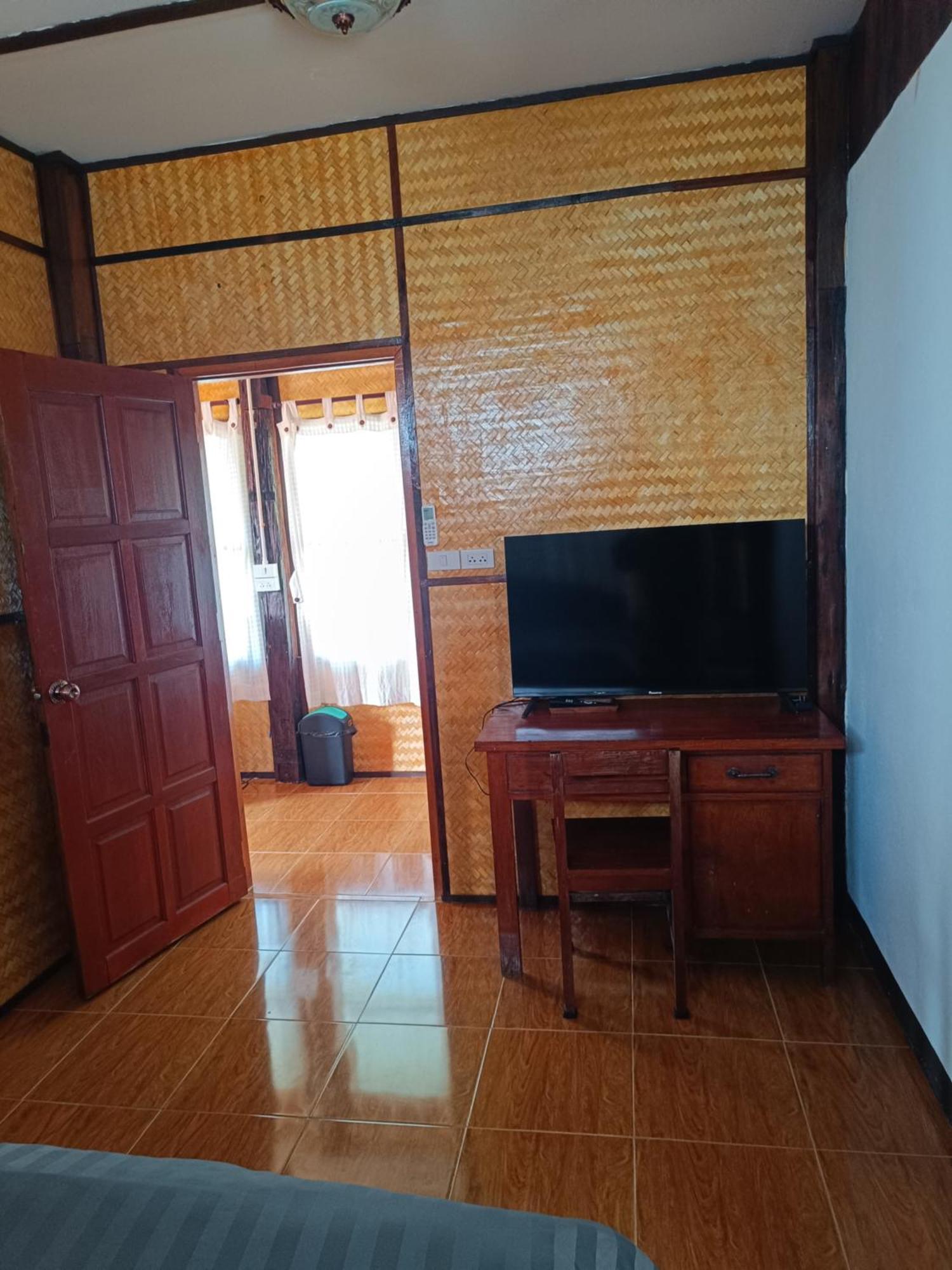 ม่วนใจ๋ปันสุข โฮมสเตย์แอนคาเฟ่ Muanjai Punsuk Homestay And Cafe تشوم تونغ المظهر الخارجي الصورة